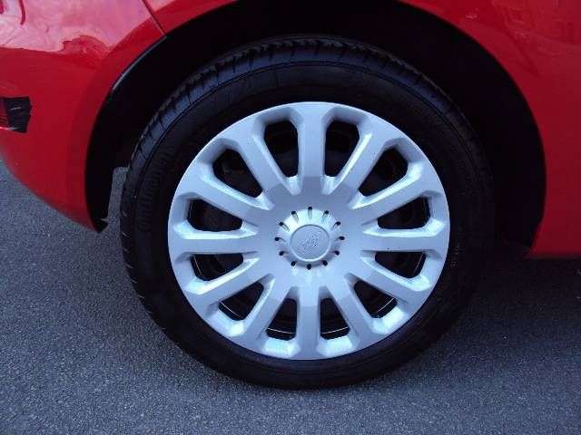 2012 Ford Fiesta 1.25 60PS Edge 3-dr Hatchback image 9