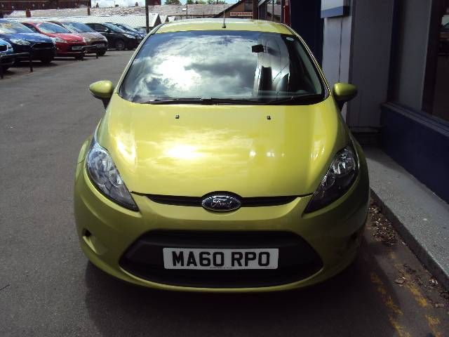 2010 Ford Fiesta 1.25 60PS Edge 5-dr Hatchback image 3
