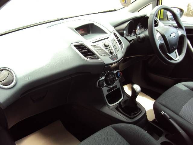 2010 Ford Fiesta 1.25 60PS Edge 5-dr Hatchback image 6