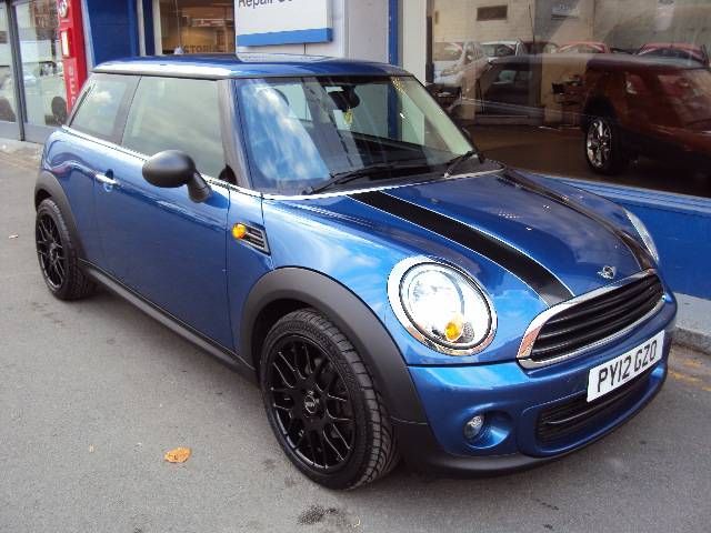 2012 Mini One 1.6 3-dr Hatchback image 1