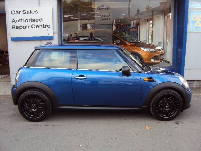 2012 Mini One 1.6 3-dr Hatchback image 4
