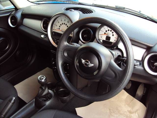 2012 Mini One 1.6 3-dr Hatchback image 5