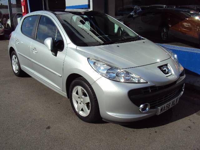 2008 Peugeot 207 1.4 Sport Cielo 5-dr Hatchback image 1