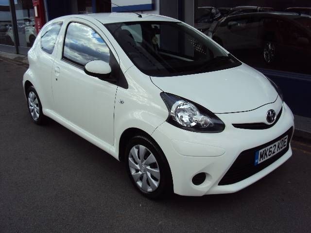 2012 Toyota Aygo 1.0 VVT-i Ice 3-dr Hatchback image 1