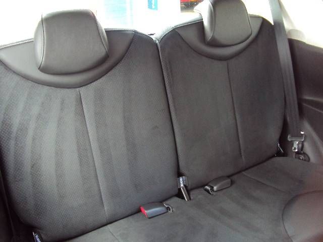 2012 Toyota Aygo 1.0 VVT-i Ice 3-dr Hatchback image 5