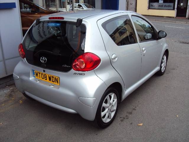 2008 Toyota Aygo 1.0 VVT-I Platinum 5-dr Hatchback image 2