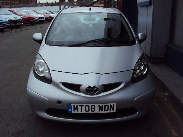 2008 Toyota Aygo 1.0 VVT-I Platinum 5-dr Hatchback image 3