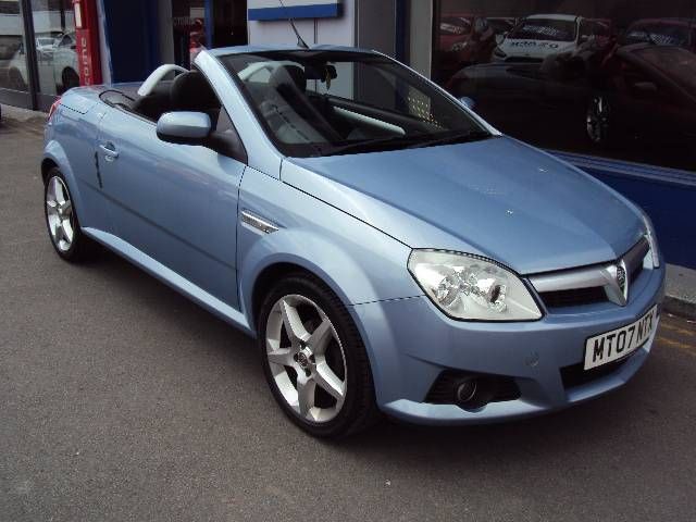 2007 Vauxhall Tigra 1.4 16v Exclusiv 2-dr Convertible image 1