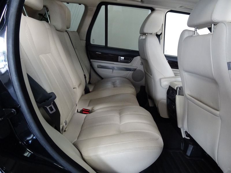 2010 Land Rover Range Rover Sport image 6