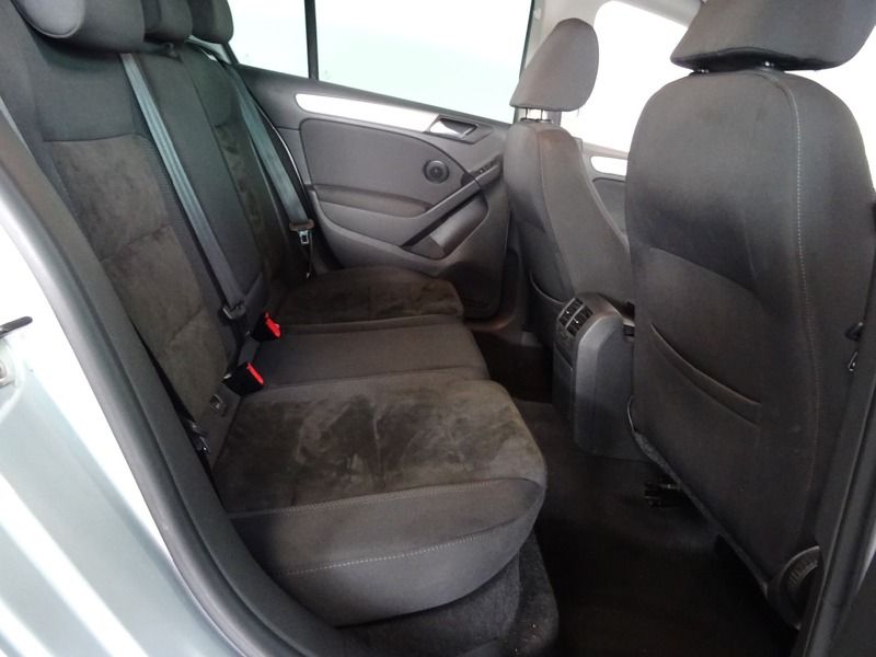 2009 Volkswagen Golf TDi image 7