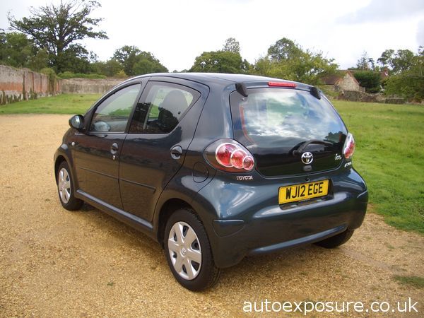 2012 Toyota AYGO 1.0 VVT-i Ice image 3