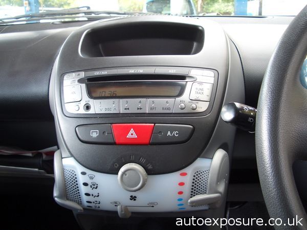 2012 Toyota AYGO 1.0 VVT-i Ice image 7