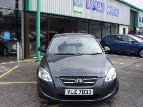 2008 Kia Ceed 1.6 CRDI S 5 DR image 2