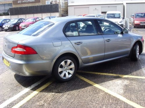 2012 Skoda Superb S 1.6 TDi 105PS image 3