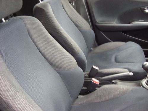 2013 Honda Jazz ES + VTEC image 7