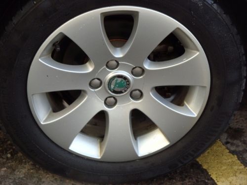 2011 Skoda Superb 1.6TDi SE Greenline image 6