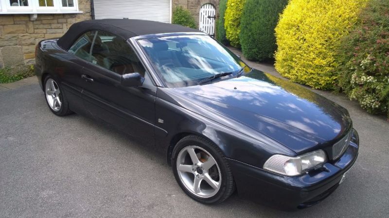 2002 Volvo C70 2.3 T5 GT auto image 2