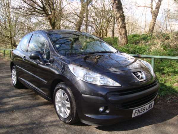 2009 Peugeot 207 1.4 HDI S image 1