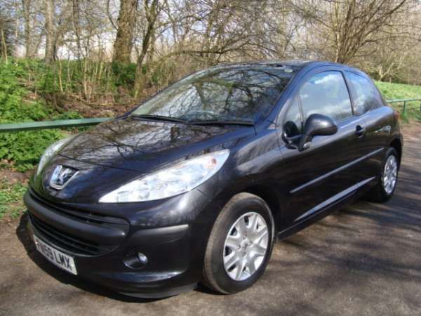 2009 Peugeot 207 1.4 HDI S image 2