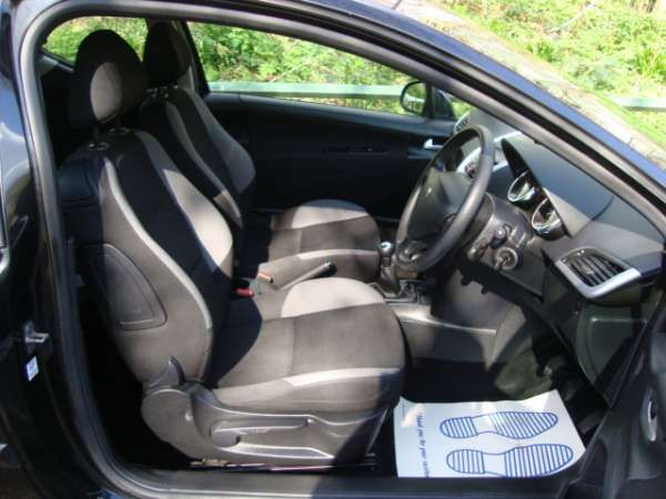 2009 Peugeot 207 1.4 HDI S image 5