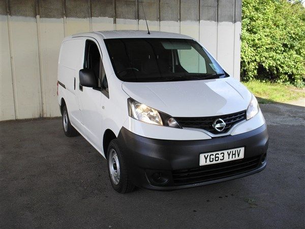 2013 Nissan NV200 image 1