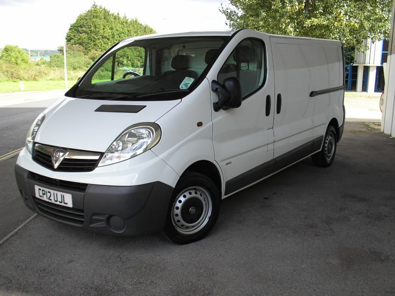 2012 Vauxhall Vivaro image 2