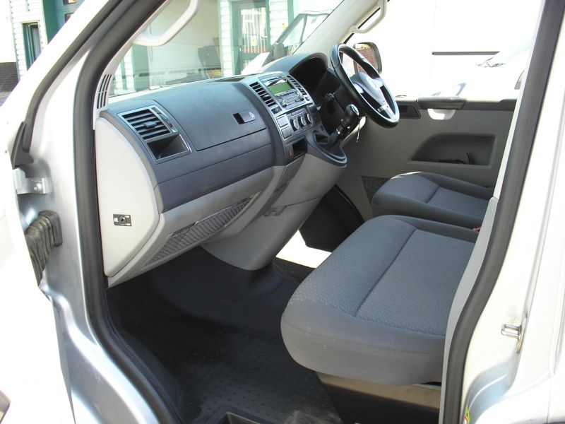 2014 VW Transporter 2.0TDi (102PS) image 7