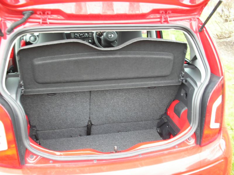 2014 VW Up! Move image 5