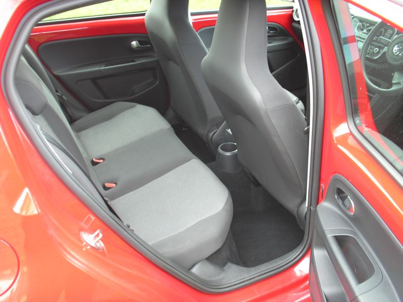 2014 VW Up! Move image 7