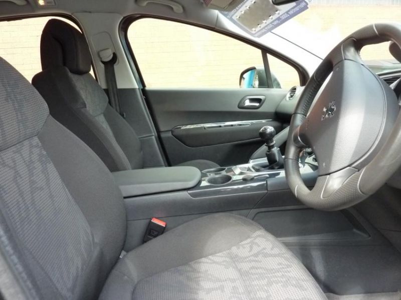 2011 PEUGEOT 3008 HDI EXCLUSIVE image 5