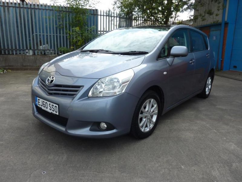 2010 TOYOTA VERSO TR D-4D image 1