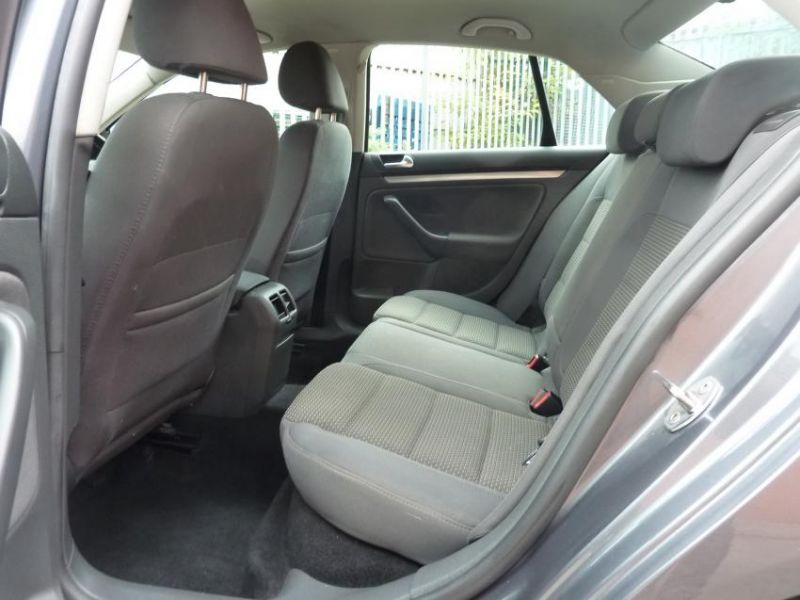 2007 VOLKSWAGEN JETTA SPORT TDI image 7