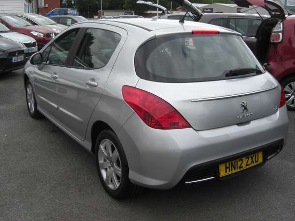 2012 Peugeot 308 1.6 Hdi Active image 3