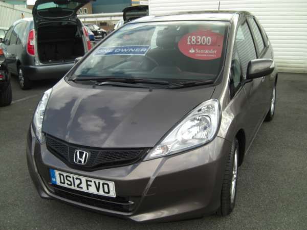 2012 Honda Jazz 1.4 i VTEC ES 5 door image 2