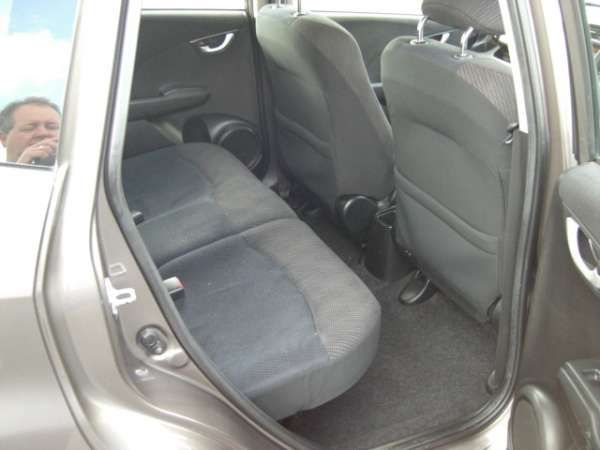 2012 Honda Jazz 1.4 i VTEC ES 5 door image 6