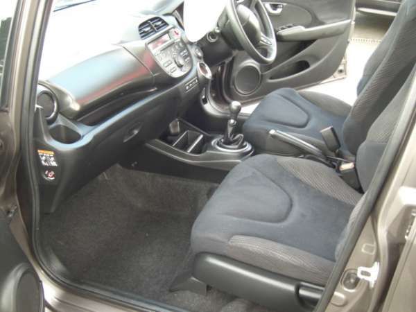 2012 Honda Jazz 1.4 i VTEC ES 5 door image 8