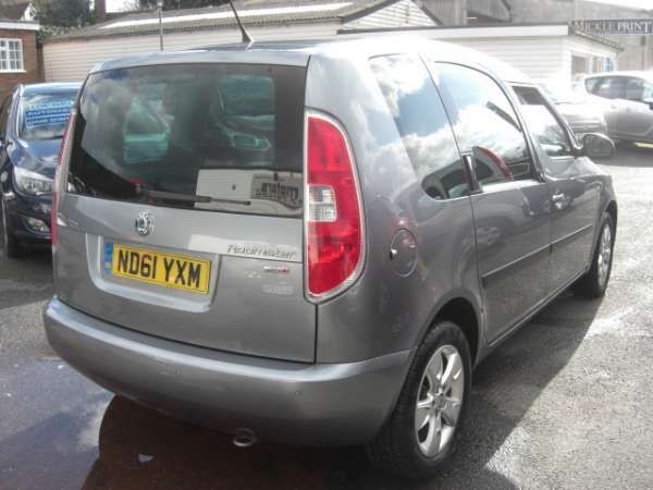 2012 Skoda Roomster 1.2 SE image 4