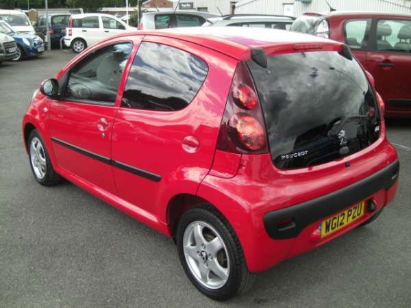 2012 Peugeot 107 1.0 Allure image 3