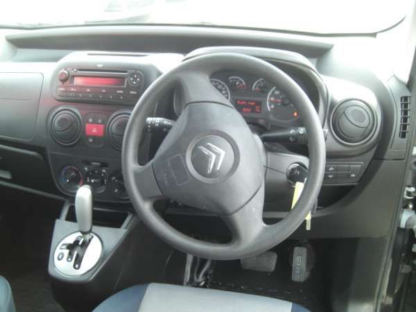 2011 Citroen Nemo 1.3 HDi Auto Multispace image 7