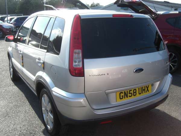 2008 Ford Fusion i.4 TDCi Plus image 3