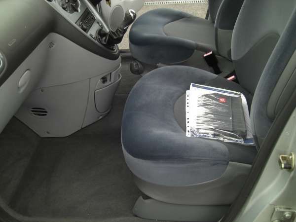 2004 Citroen Picasso 1.6 Desire 2 image 8