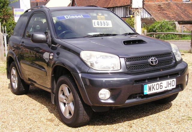2006 Toyota RAV-4 image 1