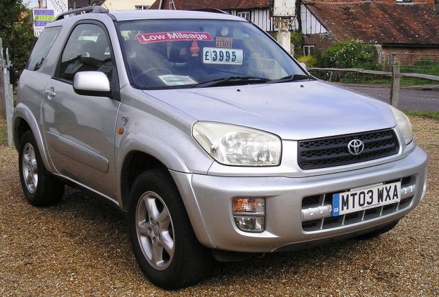 2003 Toyota RAV-4 image 1