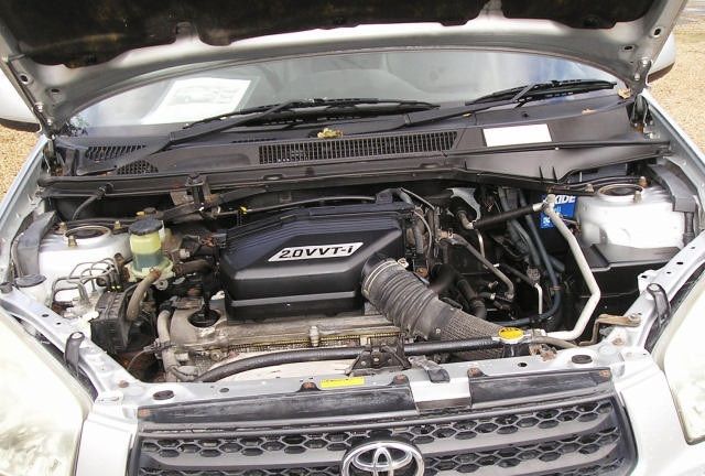 2003 Toyota RAV-4 image 10