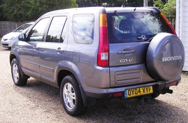 2004 Honda CR-V image 3