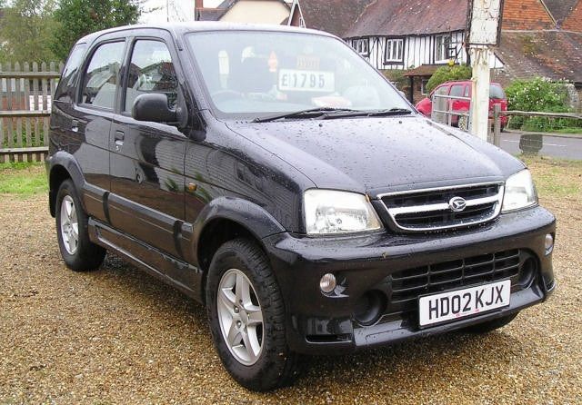 2002 Daihatsu Terios image 1