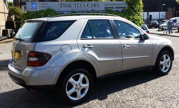 2008 MERCEDES-BENZ M CLASS ML320 CDi Sport image 3