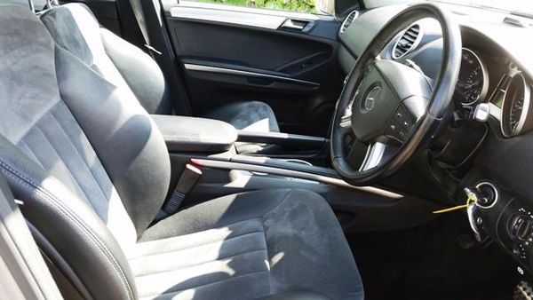 2008 MERCEDES-BENZ M CLASS ML320 CDi Sport image 6