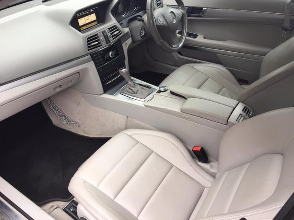 2010 MERCEDES-BENZ E CLASS E350 CDI image 4