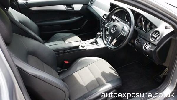 2011 MERCEDES-BENZ C CLASS C220 CDI image 6